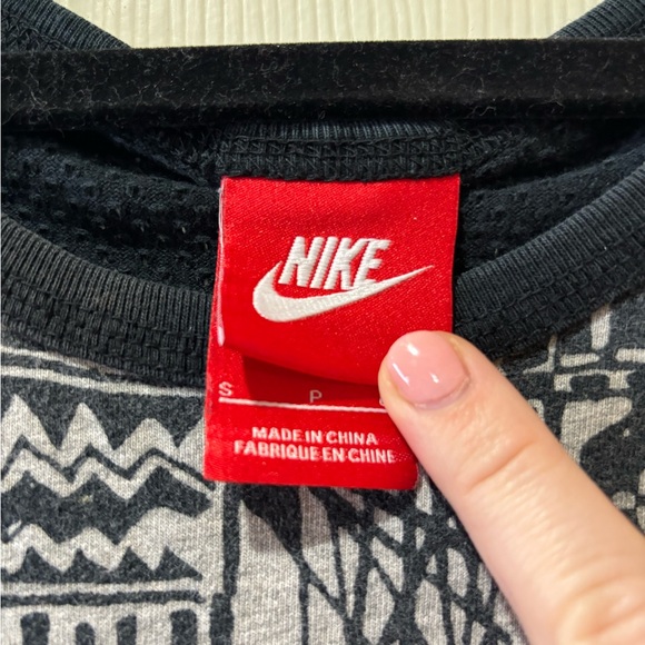 Nike Air Men’s Athletic Tank - Picture 4 of 5